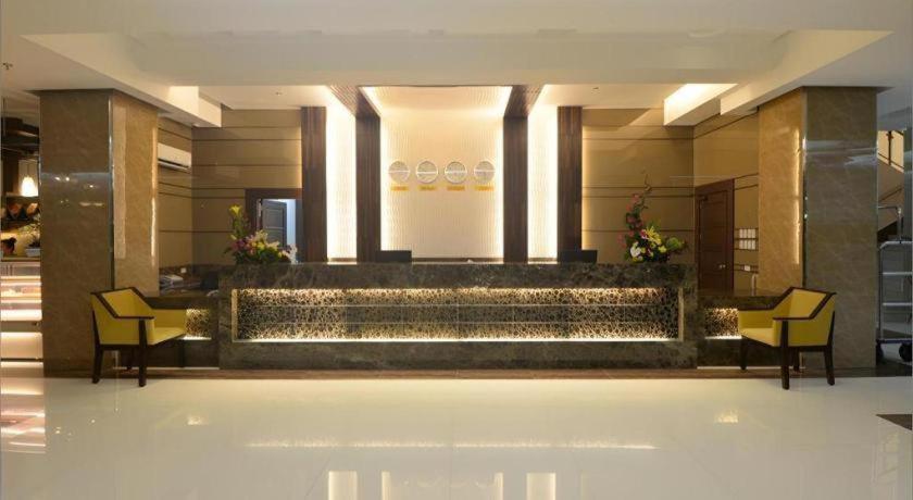 Diversion 21 Hotel Iloilo City Kültér fotó